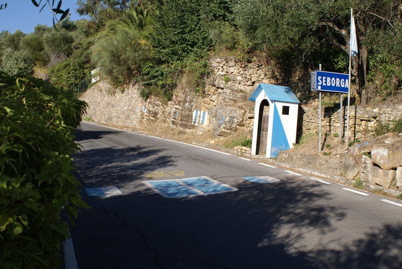 Antico Castello Bed & Breakfast Seborga Exterior photo